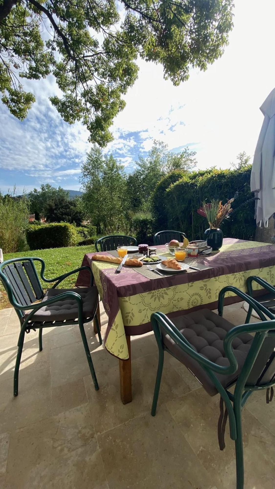 Villa Kleine Auszeit Grimaud Exterior foto